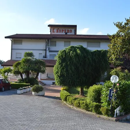 Hotell L' Espero 3*