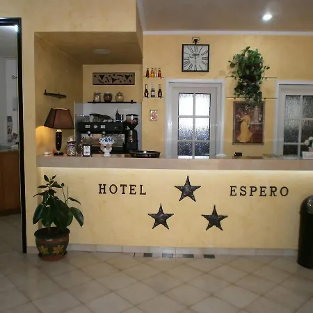 L' Espero 3*